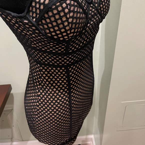 NWT Bodycon Dress - Picture 6 of 7